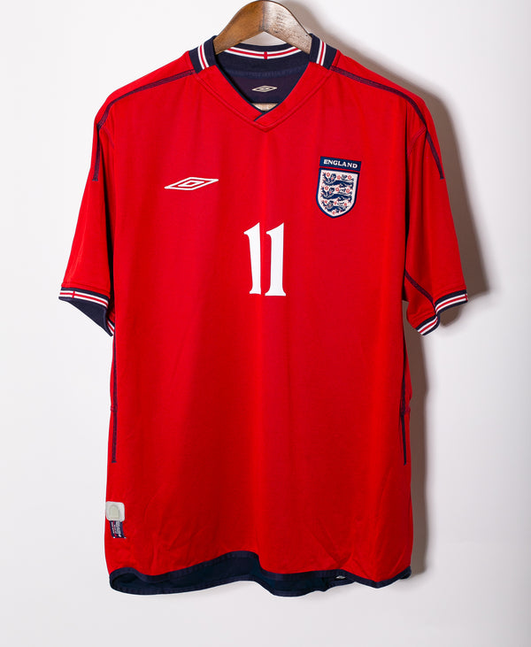 England 2002 Heskey Away Kit (2XL)