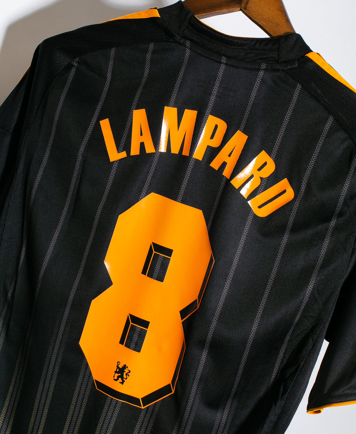 Chelsea 2010-11 Lampard Away Kit (M) – Saturdays Football