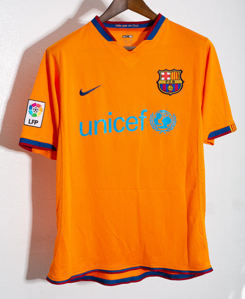 Barcelona 2006-07 Ronaldinho Away Kit (M)