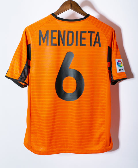 Valencia 2001-02 Mendieta Away Kit (S)