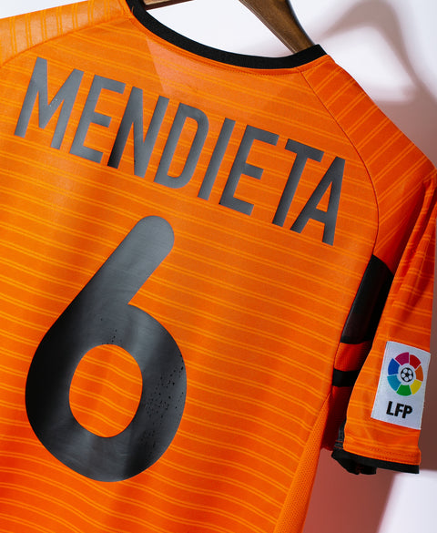 Valencia 2001-02 Mendieta Away Kit (S)