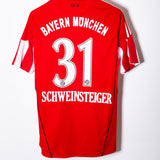 Bayern Munich 2010-11 Schweinsteiger Home Kit (M)