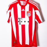Bayern Munich 2010-11 Schweinsteiger Home Kit (M)