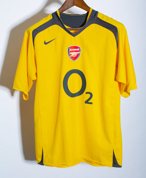 Arsenal 2005-06 Henry Away Kit (M)