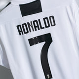 Juventus 2018-19 Ronaldo Home Kit (L)