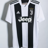 Juventus 2018-19 Ronaldo Home Kit (L)
