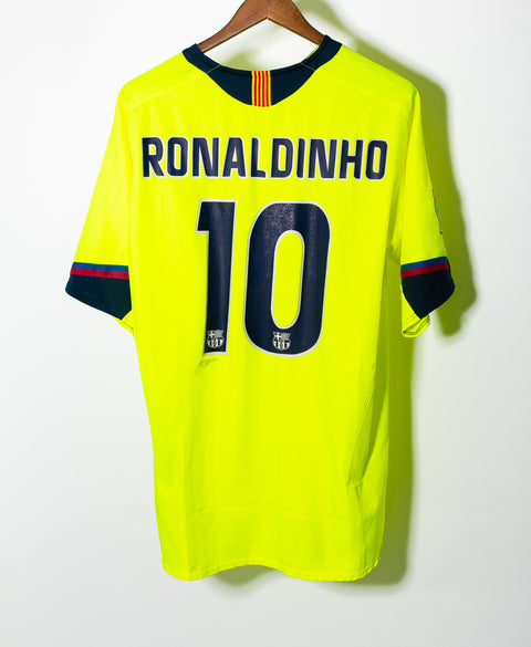 Barcelona 2005-06 Ronaldinho Away Kit (XL)