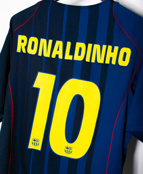 Barcelona 2004-05 Ronaldinho Away Kit (XL)