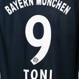 Bayern Munich 2008-09 Luca Toni Away Kit (M)