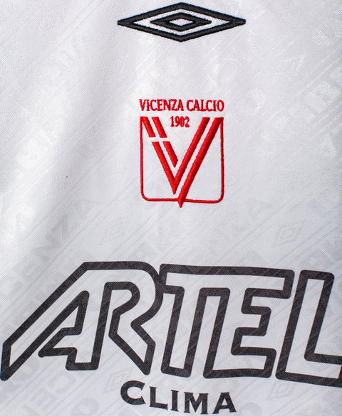 Vicenza 2000-01 Away Kit (M)