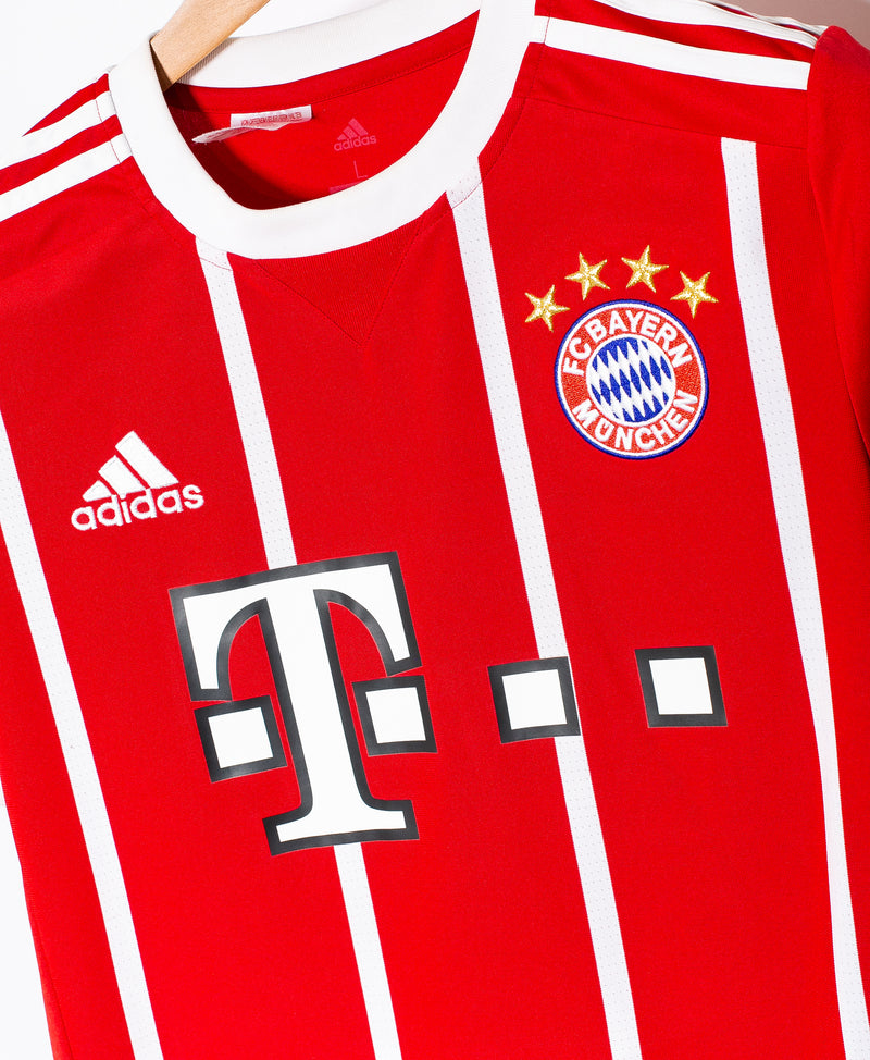 Bayern Munchen 2017-18 Home Kit (YL)