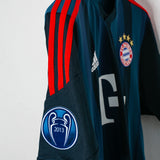 Bayern Munich 2013-14 Muller Third Kit (M)