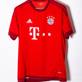 Bayern Munich 2015-16 Lewandowski Home Kit (L)