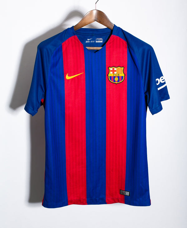Barcelona 2016-17 Iniesta Home Kit (M)