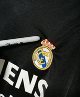 Real Madrid 2004-05 Raul Away Kit (L)