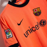 Barcelona 2009-10 Xavi Away Kit (M)