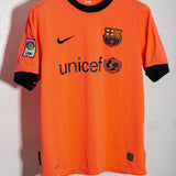 Barcelona 2009-10 Xavi Away Kit (M)