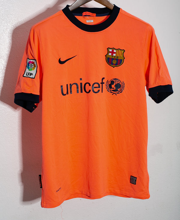 Barcelona 2009-10 Xavi Away Kit (M)