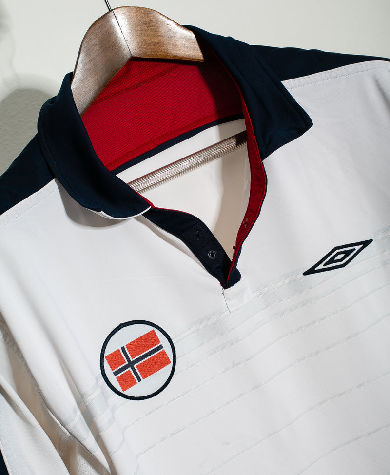 Norway 2002 Away Kit Reversible (L)