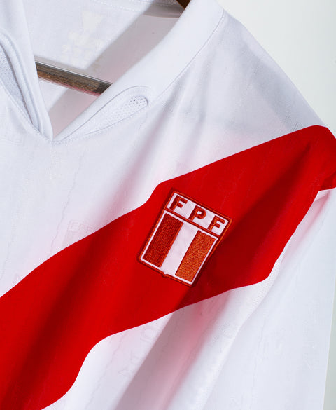 Peru 2004 Home Kit (XL)