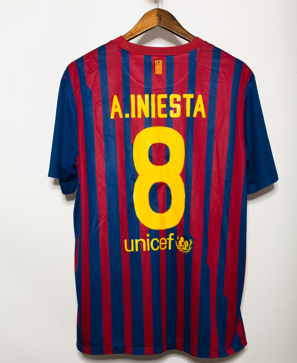 Barcelona 2011-12 Iniesta Home Kit (XL)