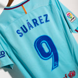 Barcelona 2017-18 Suarez Away Kit (L)