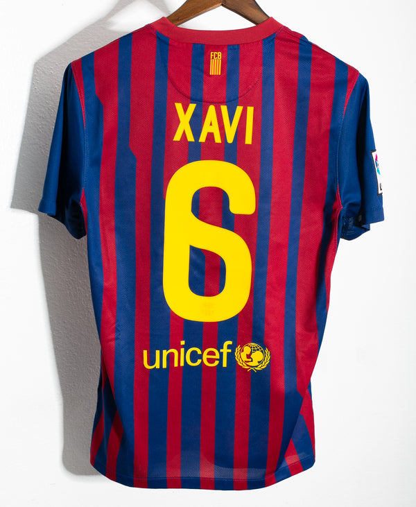 Barcelona 2011-12 Xavi Home Kit (S)