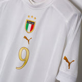 Italy 2004 Vieri Away Kit (XL)