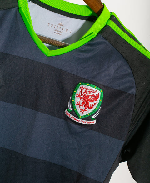 Wales 2016 Away Kit (S)