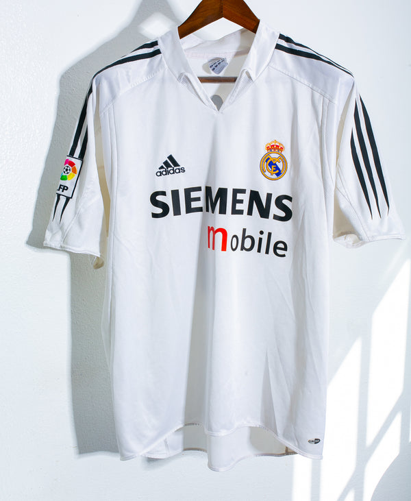 Real Madrid 2004-05 R. Carlos Home Kit (L)