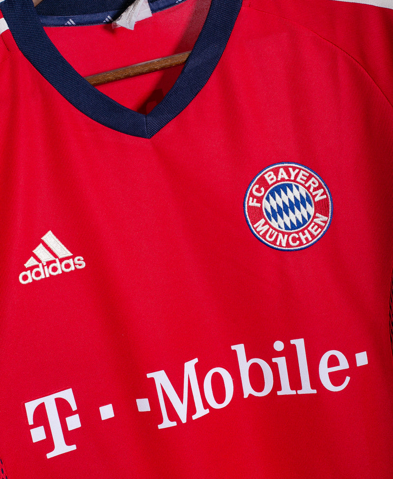 Bayern Munich 2002-03 Ze Roberto Third Kit (L)