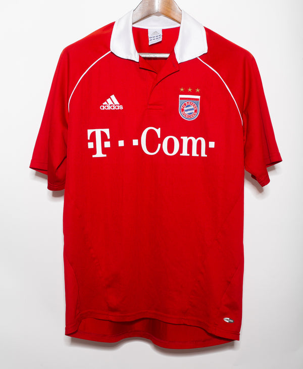 Bayern Munich 2005-06 Home Kit (M)