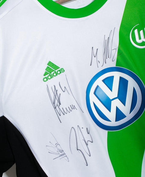 Wolfsburg 2013-14 Gustavo Signed Home Kit (3XL)