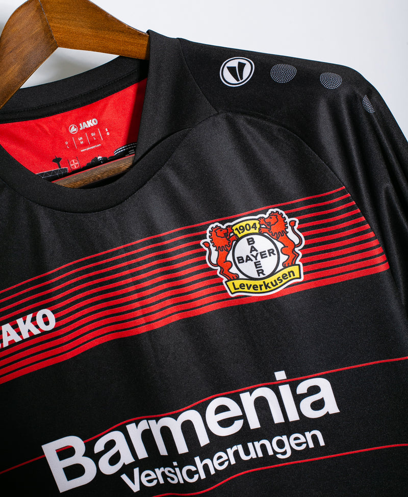 Leverkusen 2016-17 Chicharito Home Fan Kit (M)