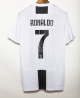 Juventus 2018-19 Ronaldo Home Kit (M)