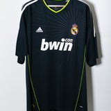 Real Madrid 2010-11 Ronaldo Away Kit (2XL)