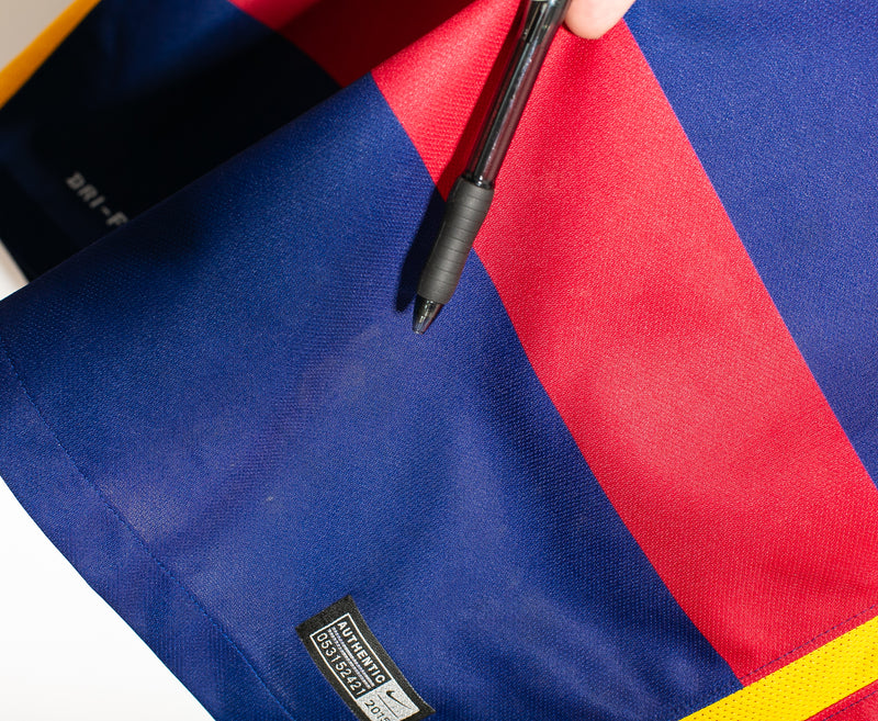 Barcelona 2015-16 Neymar Home Kit (XL)