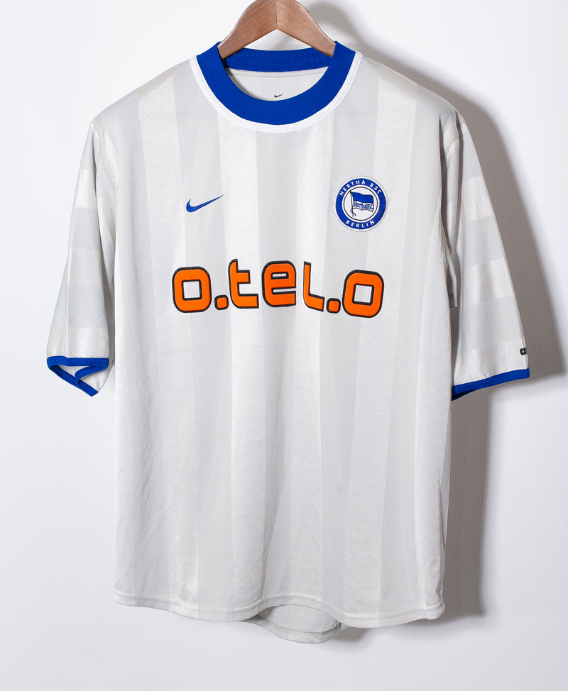 Hertha Berlin 2000-01 Away Kit (L)