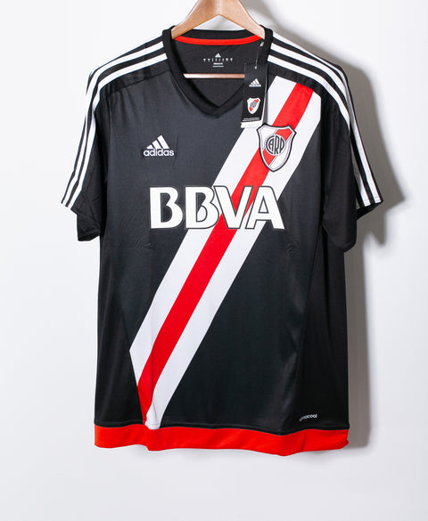 River Plate 2016-17 Driussi Fourth Kit NWT (L)