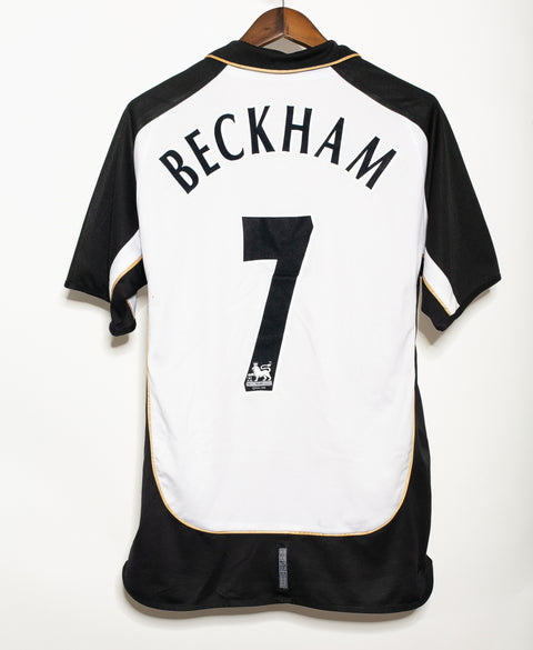 Manchester United 2001-02 Beckham Reversible Away Kit (XL)