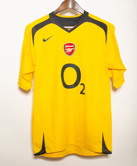 Arsenal 2005-06 Henry Away Kit (M)