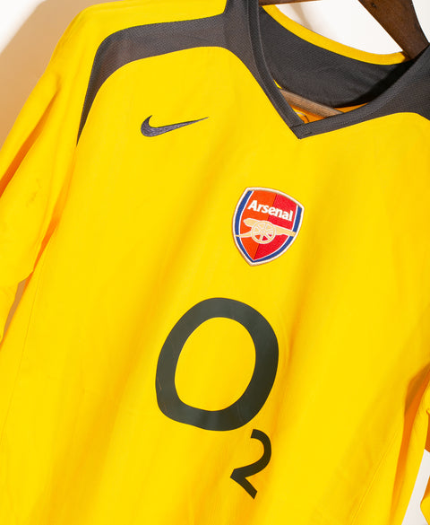 Arsenal 2005-06 Henry Away Kit (M)