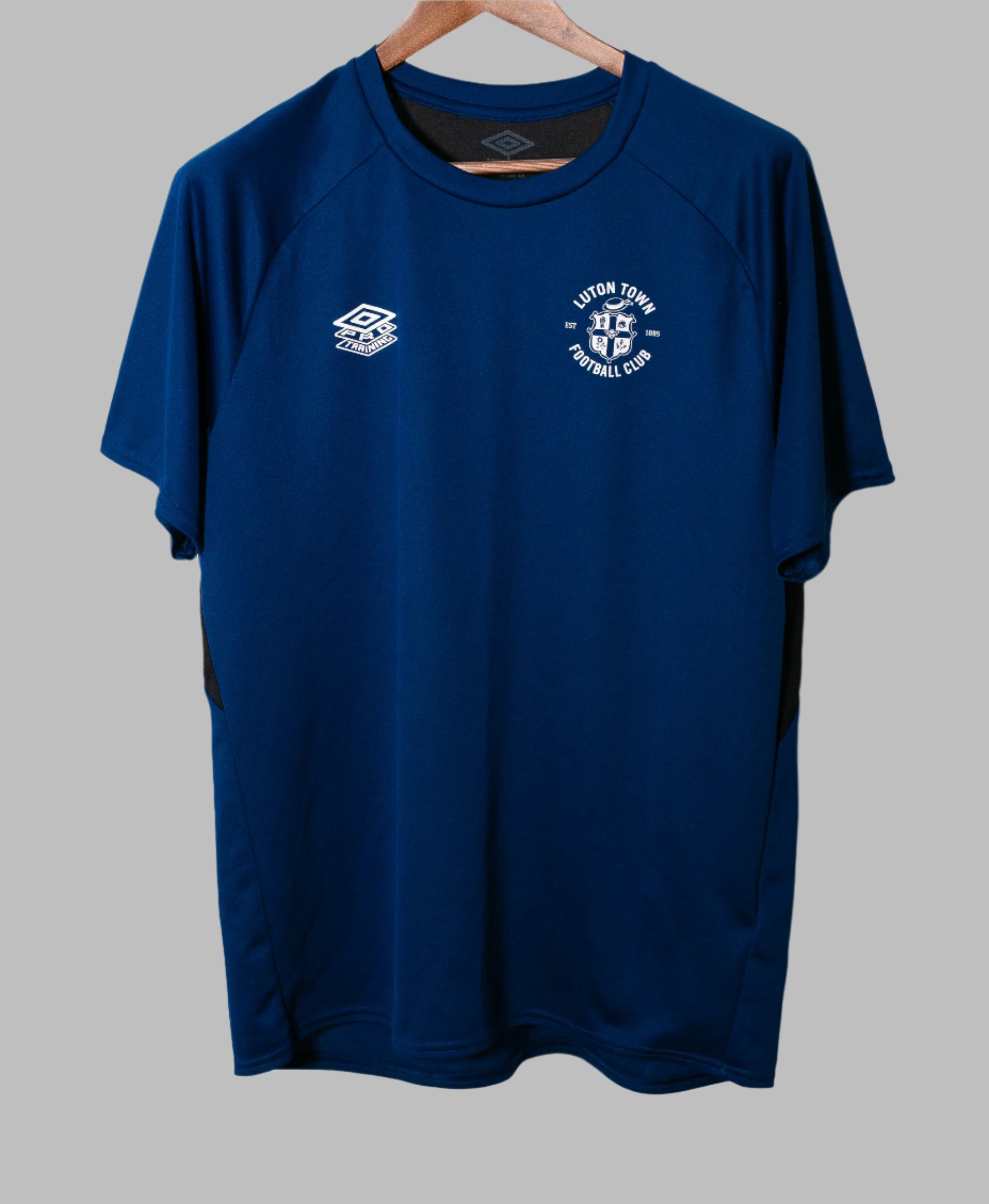 Luton Town Training Kit (XL)