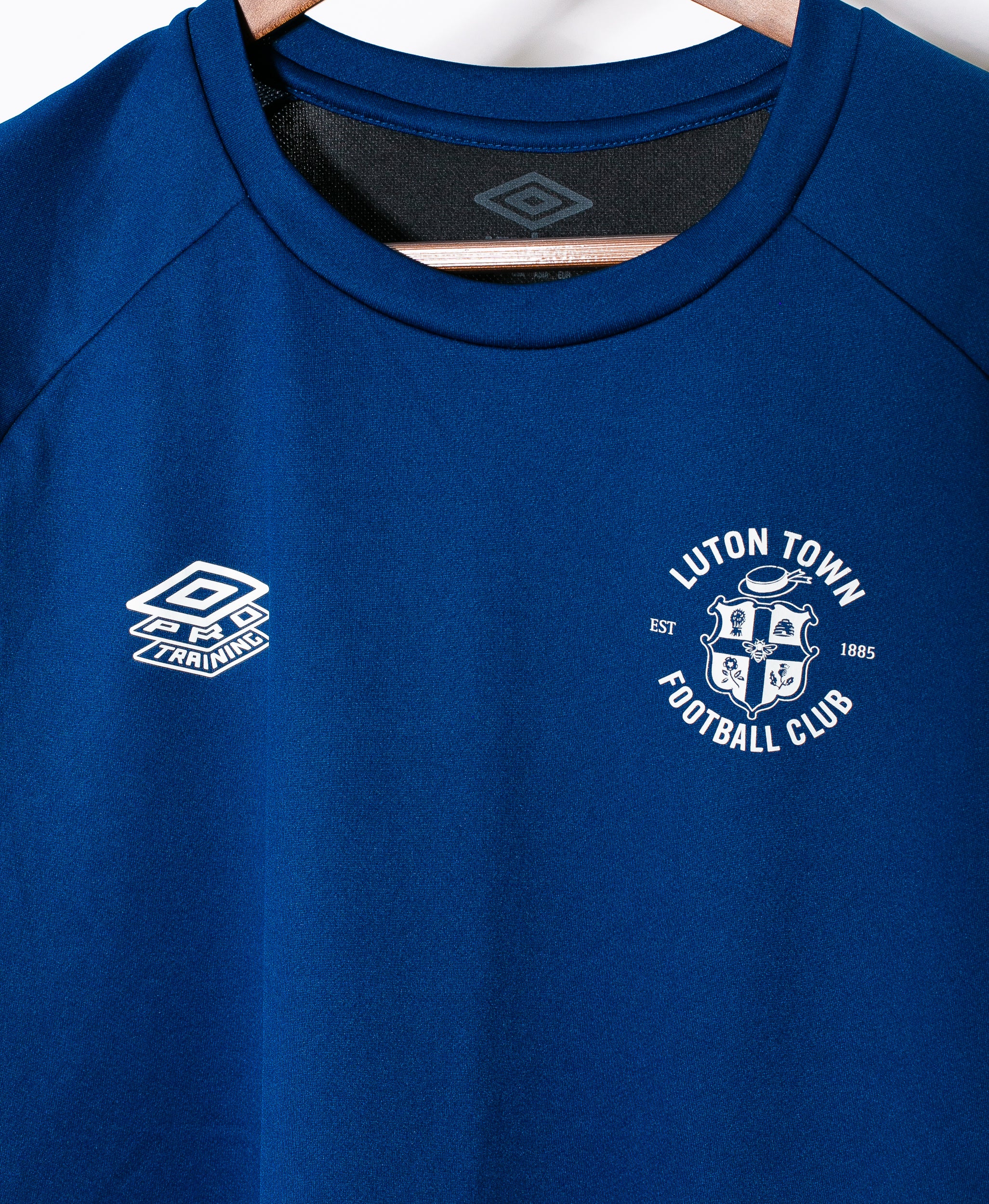 Luton Town Training Kit (XL)