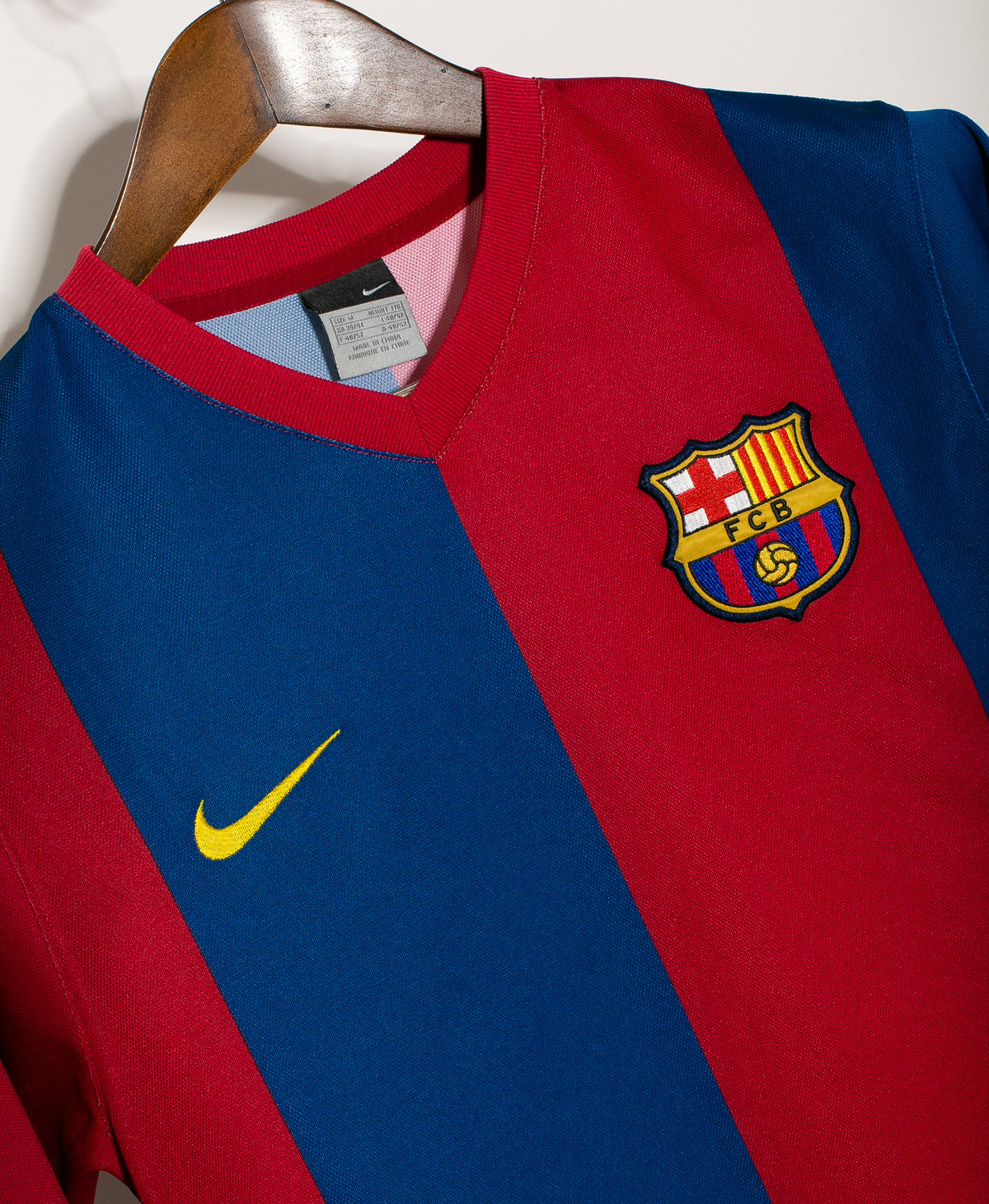 Barcelona 2006-07 Ronaldinho Home Kit BASIC VERSION (M)