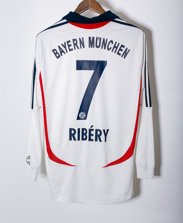 Bayern Munich 2007-08 Ribery Long Sleeve Away Kit (L)