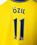 Arsenal 2013-14 Ozil Away Kit (M)