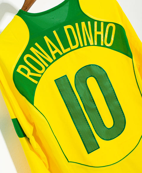 Brazil 2004 Ronaldinho Long Sleeve Home Kit (S)