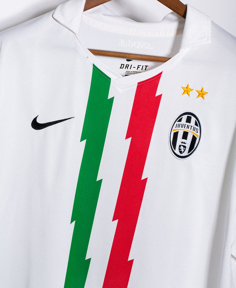 Juventus 2010-11 Del Piero Away Kit (XL)