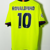 Barcelona 2005-06 Ronaldinho Away Kit (2XL)